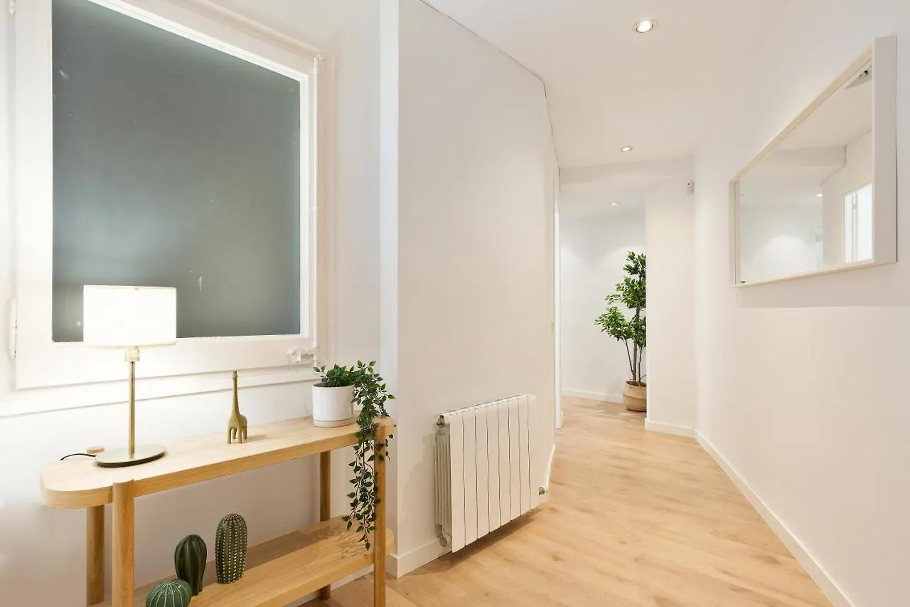 Suites Barcelona Park Gueell דירה
