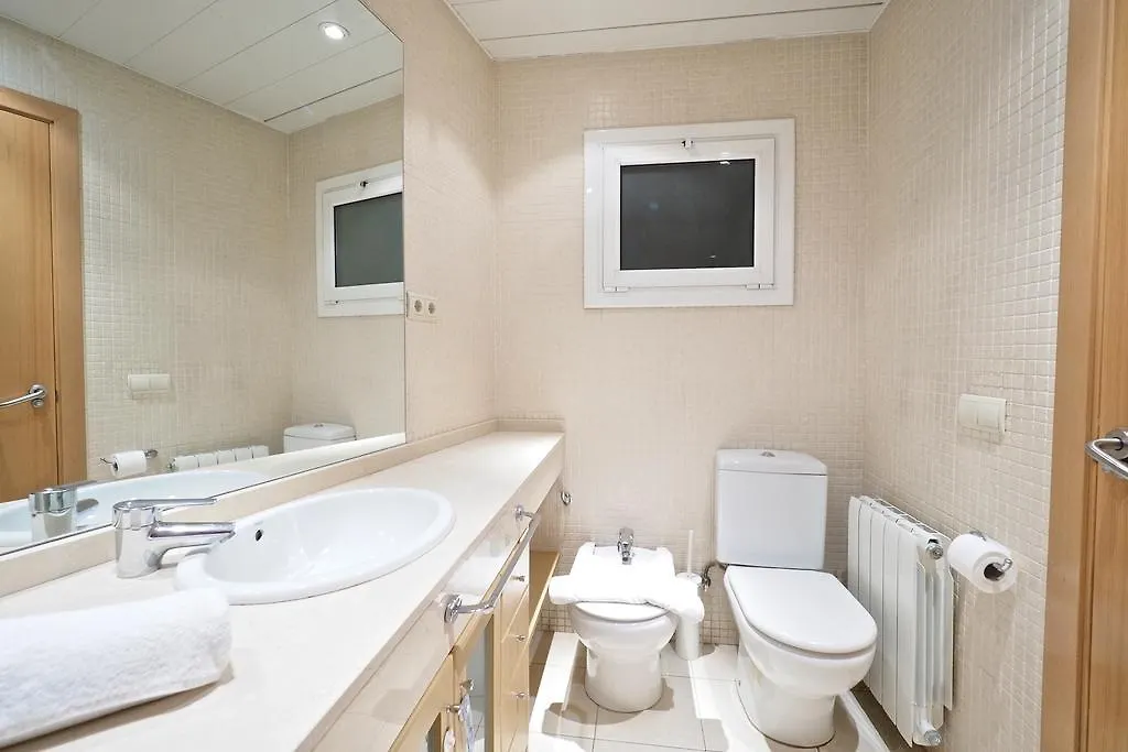 Suites Barcelona Park Gueell דירה